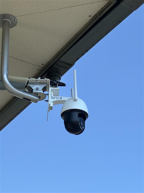 360度監視センサー付き防犯カメラで、施設・駐車場の安全、地域を見守ります